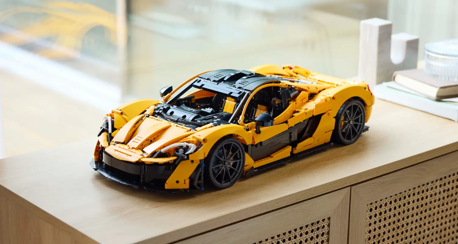 LEGO® Technic™ McLaren P1™ / © Lego